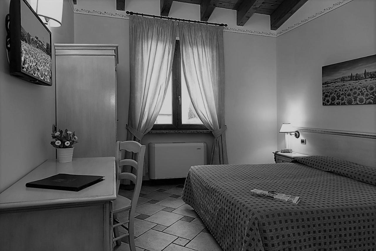 バルドリーノ La Zerla Bed & Breakfast 部屋 写真